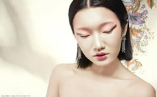 女性?shī)y容