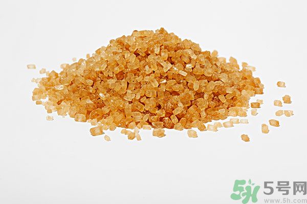 紅糖和山楂能一吃嗎？紅糖和山楂煮水喝有什么好處？
