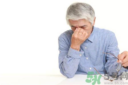 白內(nèi)障可以治愈嗎？白內(nèi)障癥狀有哪些？