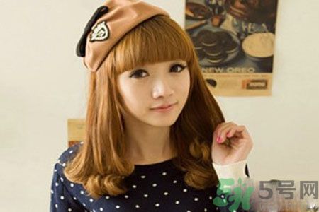 臉大的女生適合短發(fā)嗎？臉大的女生適合什么發(fā)型？