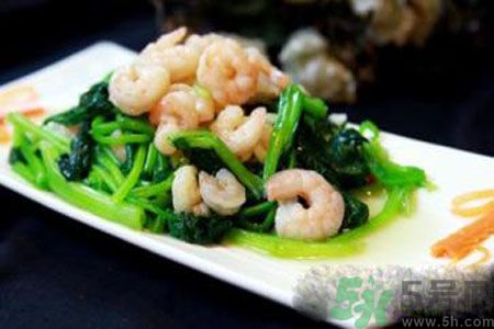 菠菜可以喝豆腐一起吃嗎？菠菜可以喝蝦一起吃嗎？