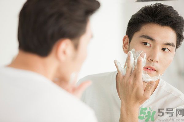 我16歲刮胡子還長個(gè)嗎？16歲刮胡子影不影響長高？