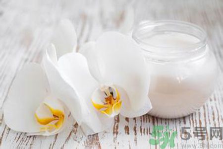角質層薄用什么護膚品？角質層薄用什么洗面奶？