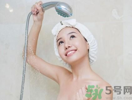 經(jīng)期可以洗澡嗎？經(jīng)期可以洗頭嗎？