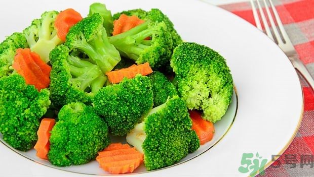 微波爐可以做青菜嗎？微波爐做青菜有營(yíng)養(yǎng)嗎？