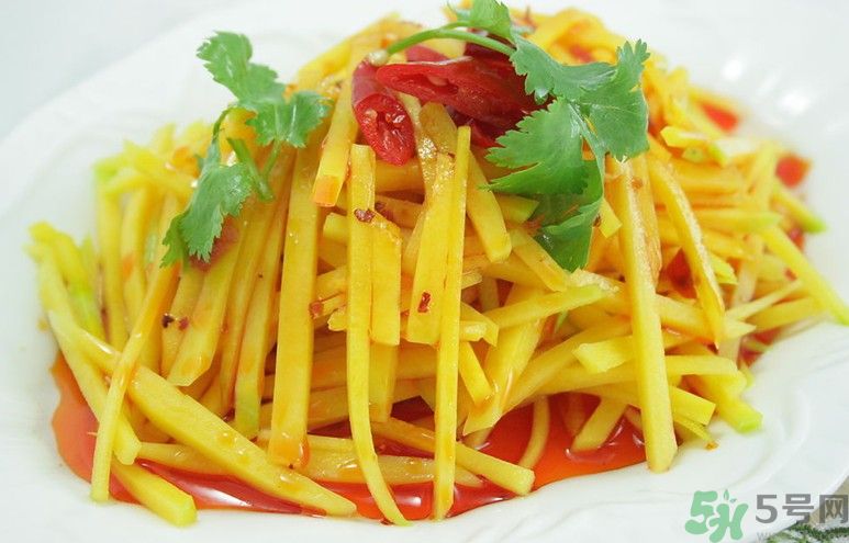 土豆絲和土豆片哪個更好吃？土豆片可以炒什么？