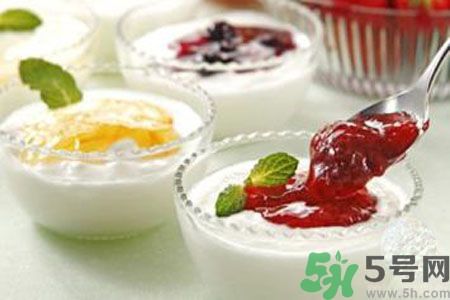 痛風(fēng)可以喝酸奶嗎？痛風(fēng)喝酸奶好嗎？
