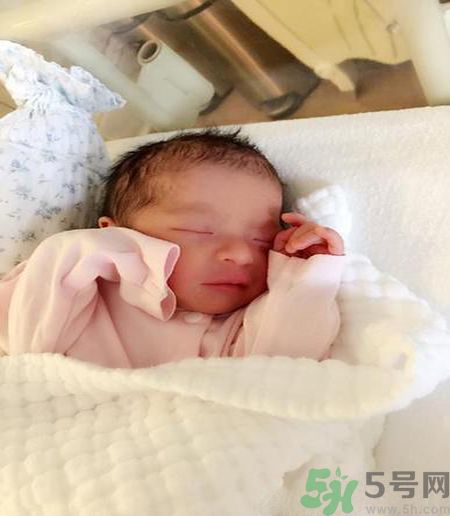 戴倩嬌產女是怎么回事？戴嬌倩的老公是誰？