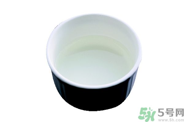 牛奶過(guò)期了還能怎么利用？牛奶能去魚腥味嗎？