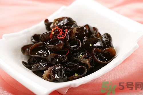 萵筍可以和木耳一起炒嗎？萵筍和木耳一起炒好嗎？