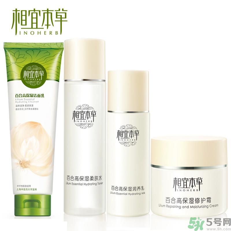 1相宜本草百合高保濕柔膚水適合什么膚質？敏感肌膚可以用百合高保濕柔膚水嗎？