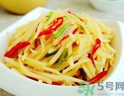 土豆皮變綠還可以吃？土豆發(fā)青吃了會中毒嗎？