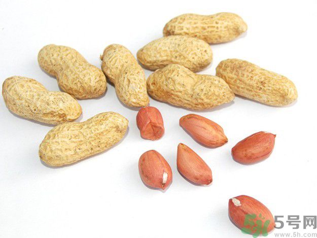 花生可以美白牙齒嗎？怎么用花生美白牙齒？