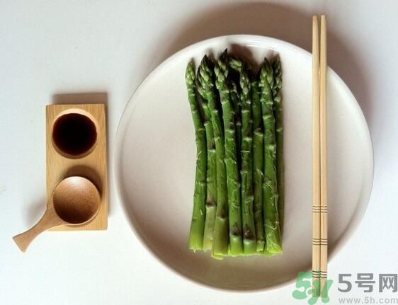 吃蘆筍有什么好處？蘆筍有什么營(yíng)養(yǎng)價(jià)值？
