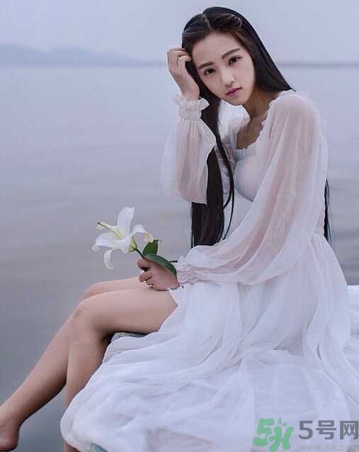 武大?；ㄇ寮儾辉?武大校花整過容嗎？