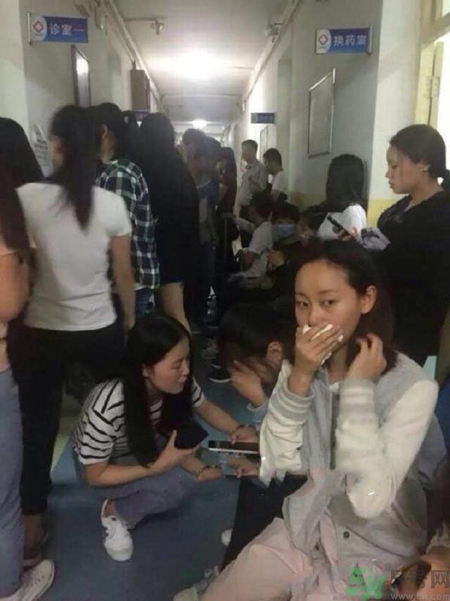 西安一高校多名學生嘔吐腹瀉原因是什么？多名學生嘔吐腹瀉是哪個學校？