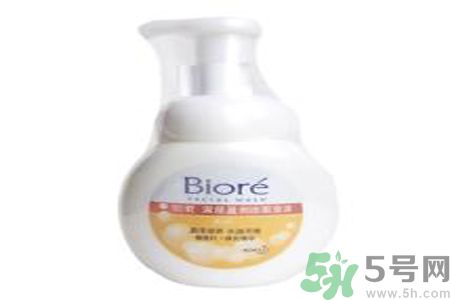 碧柔深層盈潤潔面泡沫適合什么膚質(zhì)？敏感膚質(zhì)可以用碧柔深層盈潤潔面泡沫嗎？