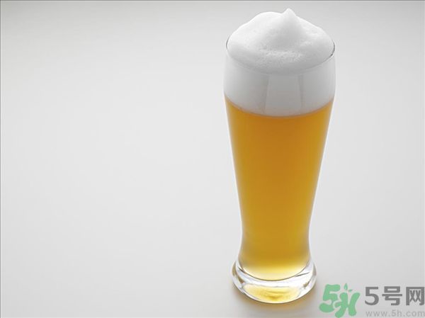 腎結石能喝冰啤酒嗎？腎結石喝啤酒好嗎？