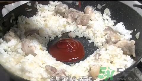 我的滑板鞋蛋包飯怎么做？我的滑板鞋蛋包飯的做法。