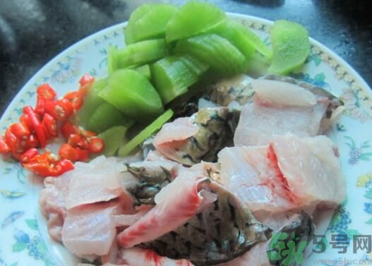魚能和萵苣一起煮嗎？魚可以和萵苣一起吃嗎？