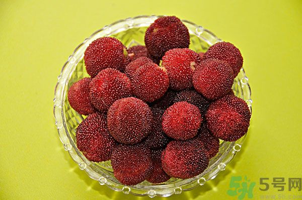 楊梅里面有小蟲怎么洗？楊梅里的蟲子怎么弄出來？