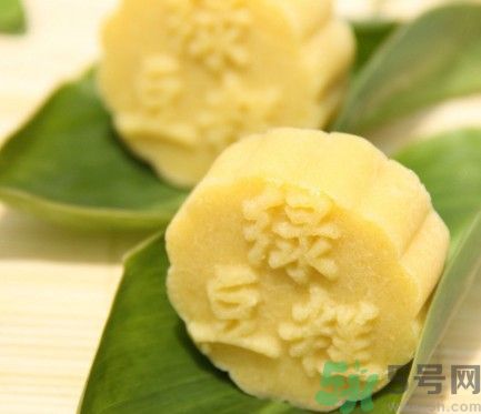 吃綠豆糕可以喝酸奶嗎？吃綠豆糕喝酸奶好不好？