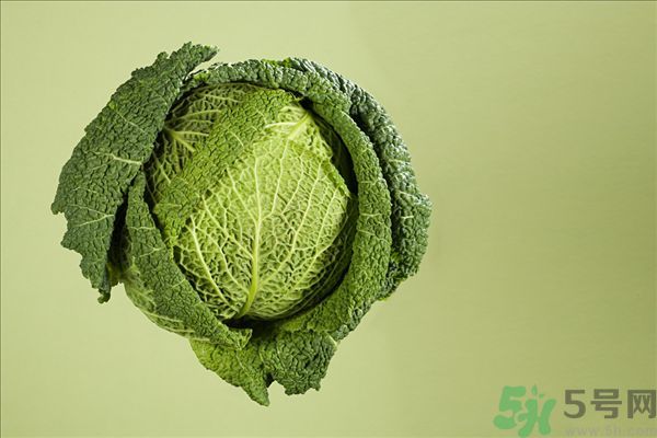 包菜外面爛了還能吃嗎？包菜里面有花可以吃嗎？