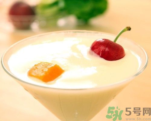哈密瓜可以和酸奶一起吃嗎？哈密瓜能和酸奶同食嗎？