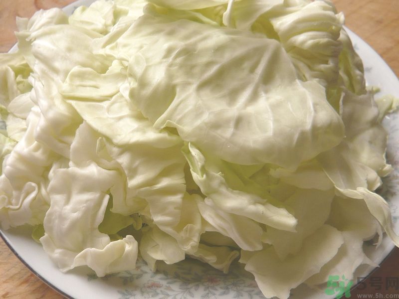 包菜榨汁要加水嗎？包菜汁怎么做？