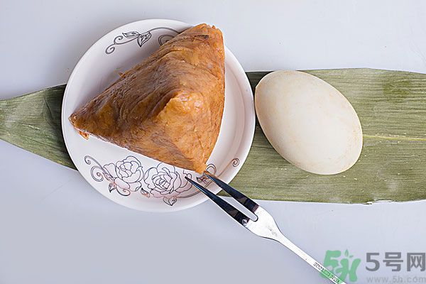 吃粽子不消化怎么辦？吃粽子肚子脹痛屁響個(gè)不停？