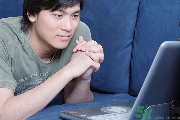 15歲可以用防曬霜嗎？15歲用防曬霜好不好？