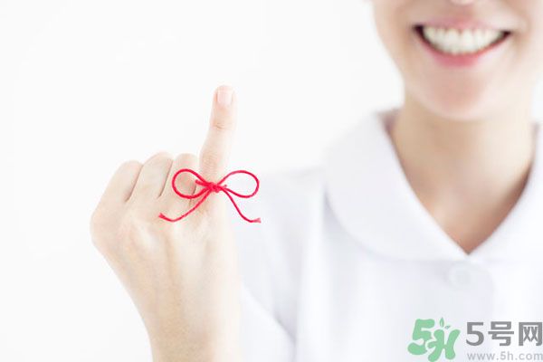 掰手指關(guān)節(jié)響好不好？掰手指關(guān)節(jié)響有危害嗎？