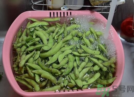 毛豆的毛要洗掉嗎？毛豆怎么洗？
