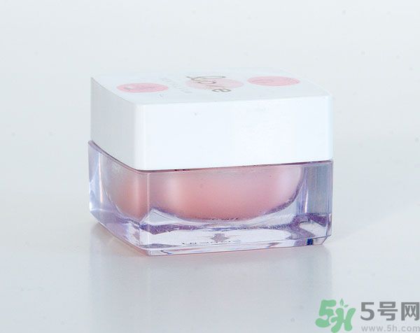 去年沒用完的防曬霜今年還能用嗎？擦護膚品直接用手取好嗎？