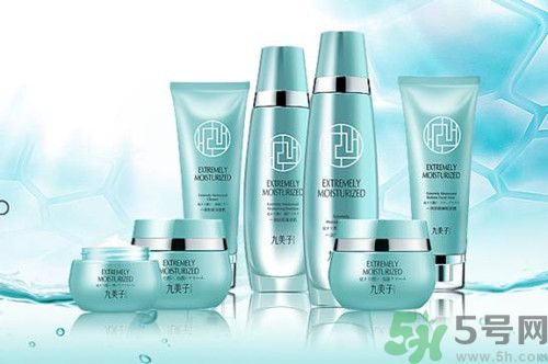 中學生可以用化妝品嗎？中學生用化妝品好嗎？