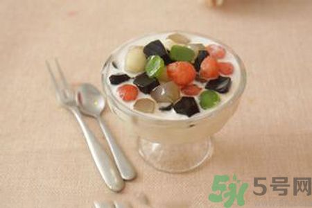 仙草芋圓會(huì)長胖嗎？仙草芋圓怎么做？