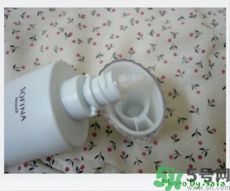 蘇菲娜sofina防曬霜哪款好用？sofina防曬白蕾絲藍蕾絲區(qū)別