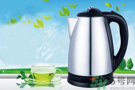 燒水壺水垢怎么去除？怎么去除電熱水壺的水垢？