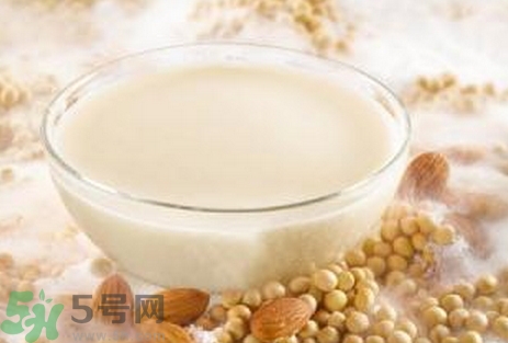 隔夜的豆漿能喝嗎?隔夜的豆漿加熱可以喝嗎?