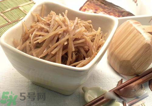 牛蒡茶的副作用有哪些？喝牛蒡茶好不好？