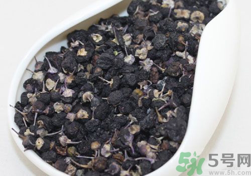 吃黑枸杞會(huì)上火嗎？吃黑枸杞會(huì)不會(huì)上火？