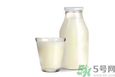 喝牛奶拉肚子怎么回事？?如何預(yù)防喝牛奶拉肚子呢？