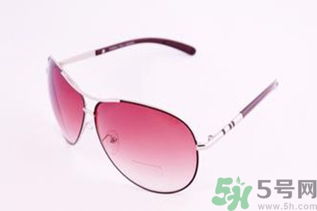 太陽鏡什么材質(zhì)好？太陽鏡什么材質(zhì)的鏡片好？