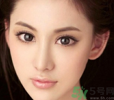 開眼角多少錢？開眼角有什么危害？