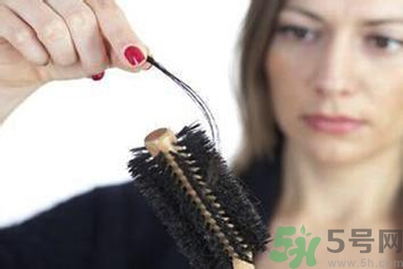 生完寶寶掉頭發怎么辦？生完寶寶掉頭發原因？