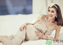 先兆流產是什么原因引起的？ 先兆流產的癥狀有哪些？