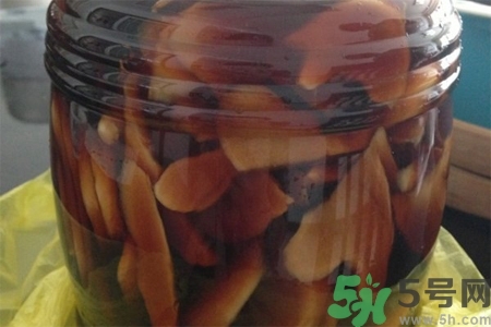 每天吃三片醋泡姜有什么好處？生姜泡醋的作用有哪些？