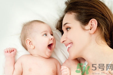 如何預防女性乳頭痛？女性需注意乳房的哪些問題？