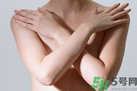乳房脹痛的按摩方法是什么？如何預防產后乳房脹痛？