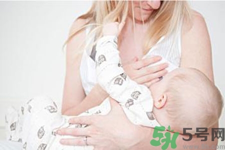 乳房脹痛的按摩方法是什么？如何預防產后乳房脹痛？
